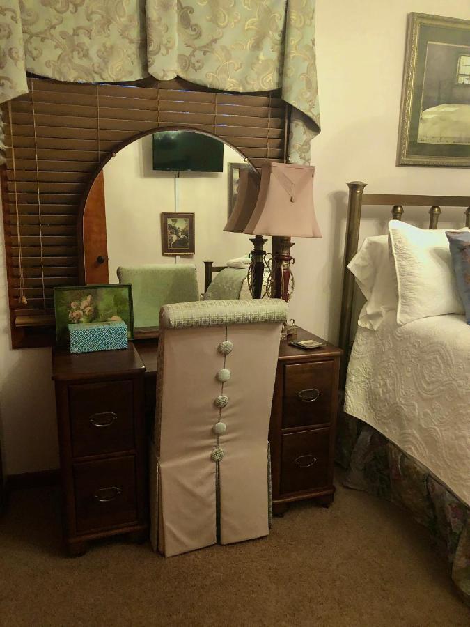 Winnie'S Bed & Breakfast Lawrenceburg Exterior foto